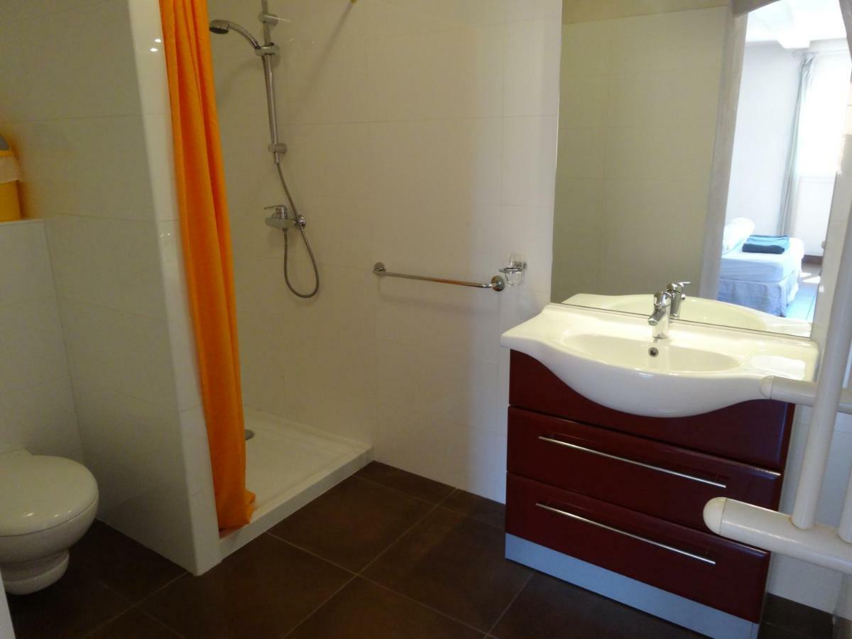 Monte Cristo Apartment *